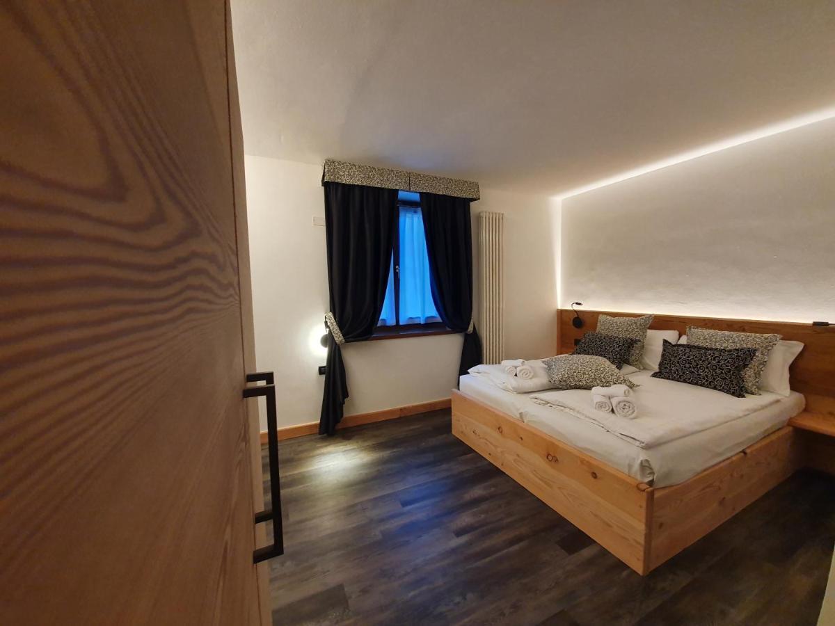 Hotel Pezzotti Pellizzano Luaran gambar