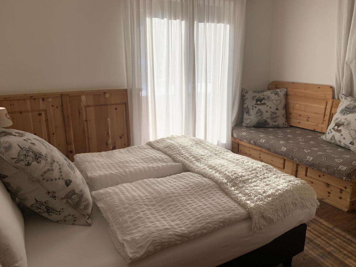 Hotel Pezzotti Pellizzano Luaran gambar