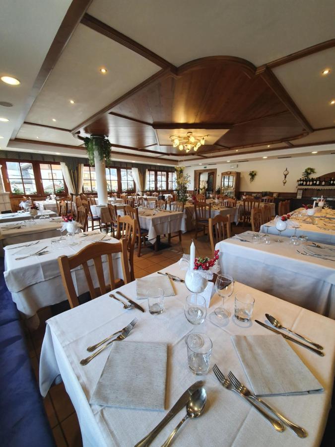 Hotel Pezzotti Pellizzano Luaran gambar